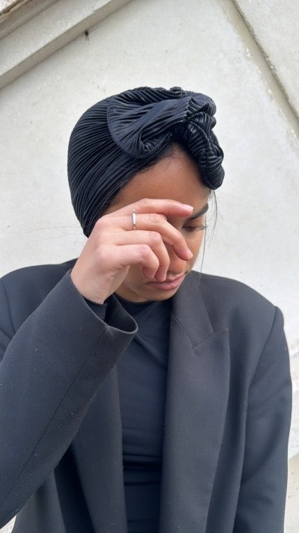 Turban Bonnet Noir plissé préformé